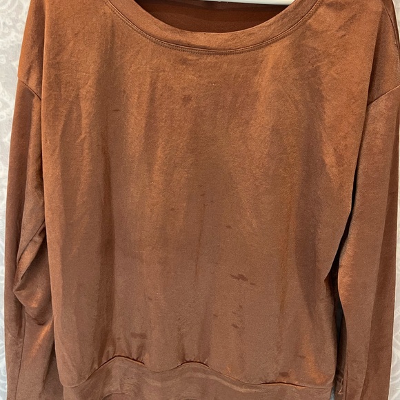 GUC COPPER! 🤩 TOP SWEATSHIRT SO CUTE SHEEN! M SOCIALITE SHIRT CREWNECK MARKS - Picture 11 of 14